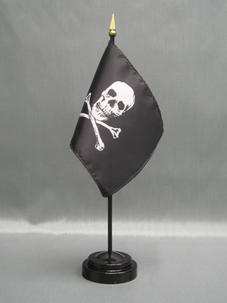 piratedeskflag.jpg